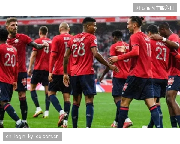 法甲攻击群崛起：强攻策略撕裂对手防线